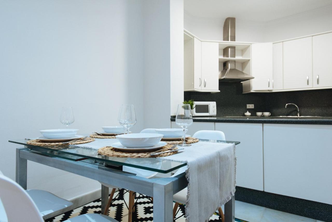 Holi-Rent Lanza Lägenhet Sevilla Exteriör bild